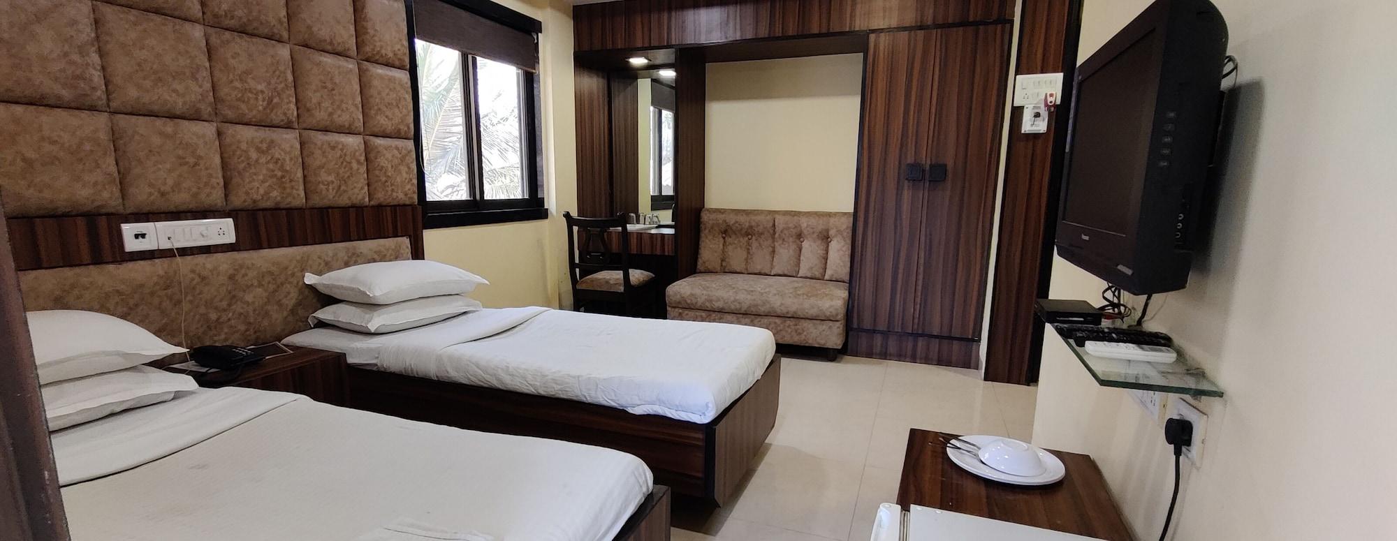 Metro Palace Bandra Mumbai (Bombay)