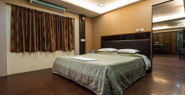 Hotel Metro Palace Bandra
